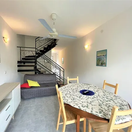 Modern Flat With Outdoor Space 公寓
