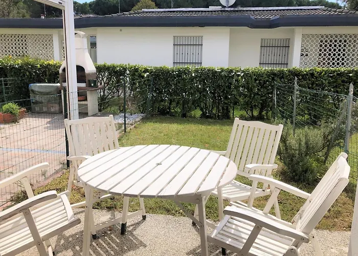 公寓 Modern Flat With Outdoor Space 比比翁