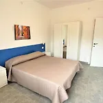 Appartement Modern Flat With Outdoor Space Bibione